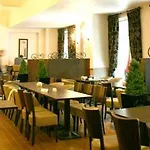 Hotel The Manor 3*