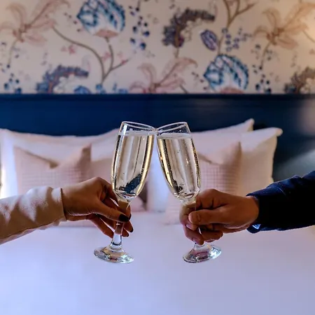 The Manor Ξενοδοχείο