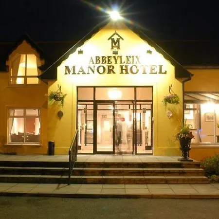 The Manor Hotel 3*