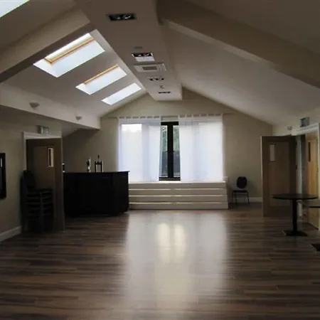 The Manor Otel 3*