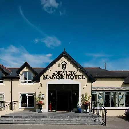 The Manor Hotel