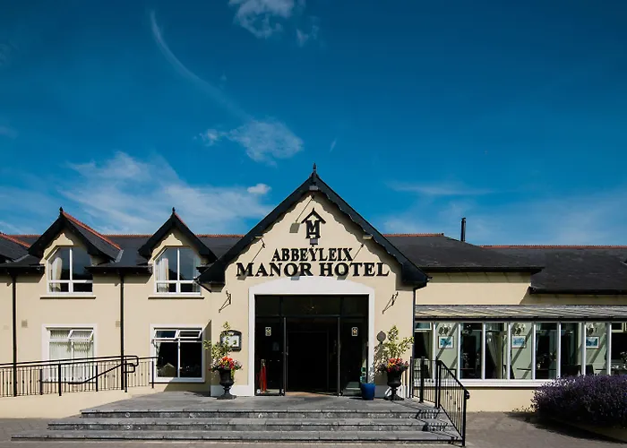 The Manor 3*
